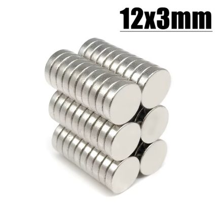 Mágnes (12mm x 3mm)